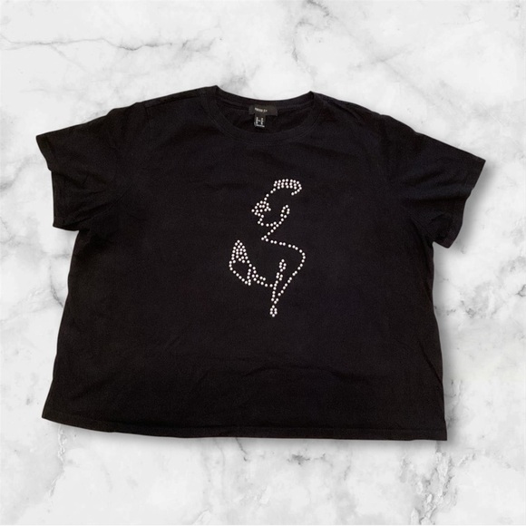 Forever 21+ Black Graphic T-Shirt with Pearls Design. Size 3X - Picture 1 of 3